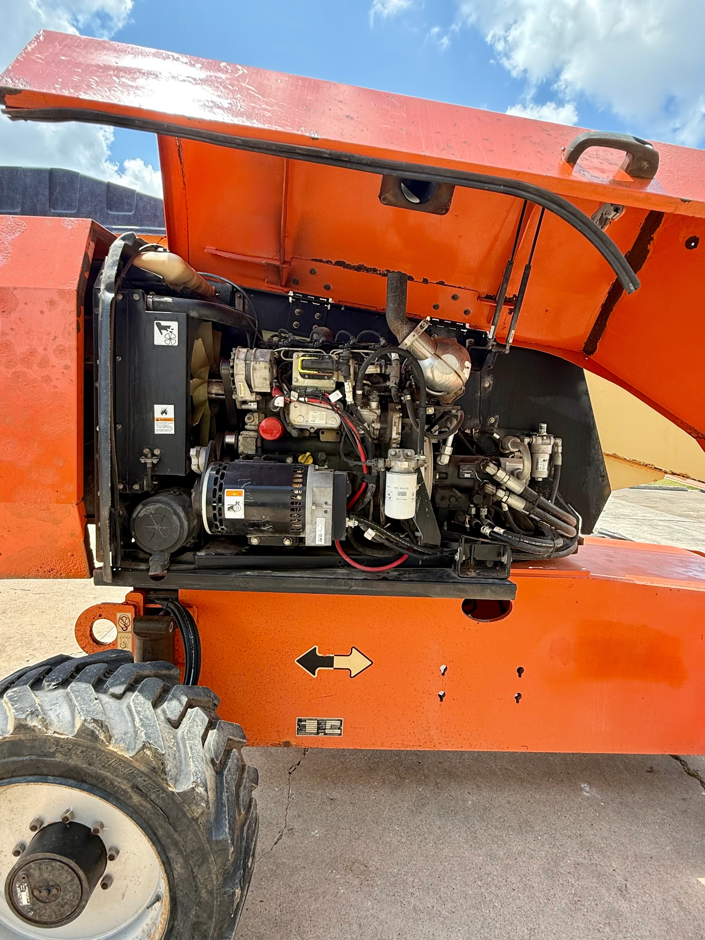 JLG 600S Boom Lift 8