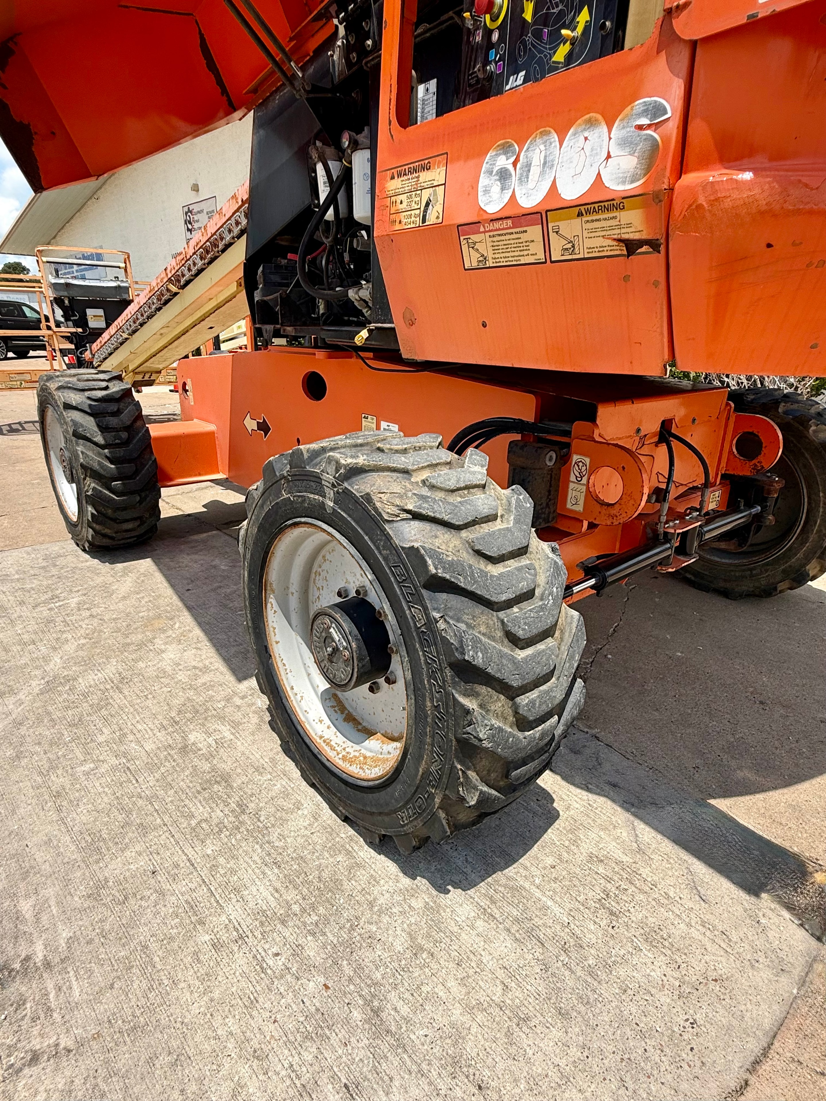 JLG 600S Boom Lift 5