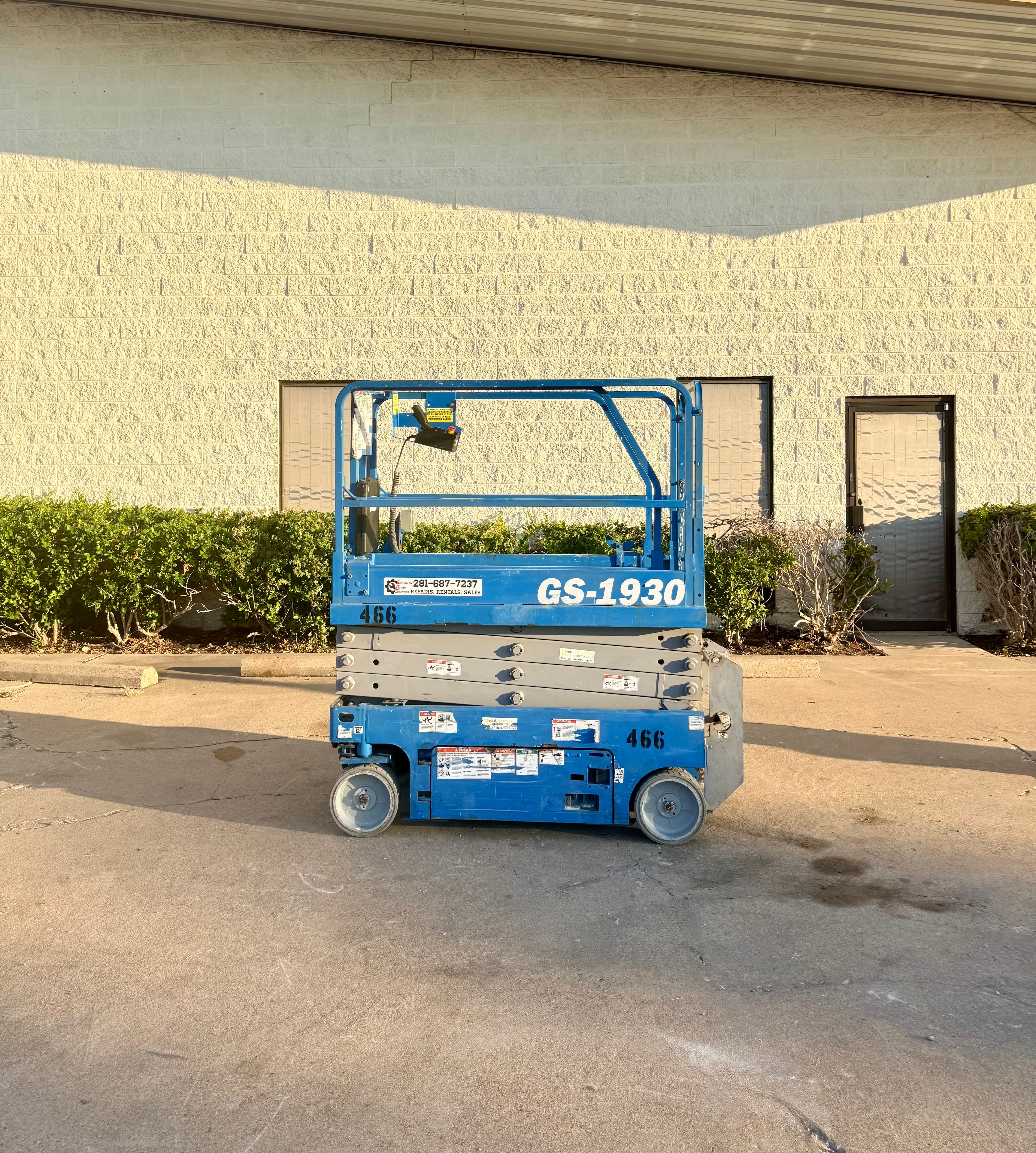 GENIE GS-1930 SCISSOR LIFT 2