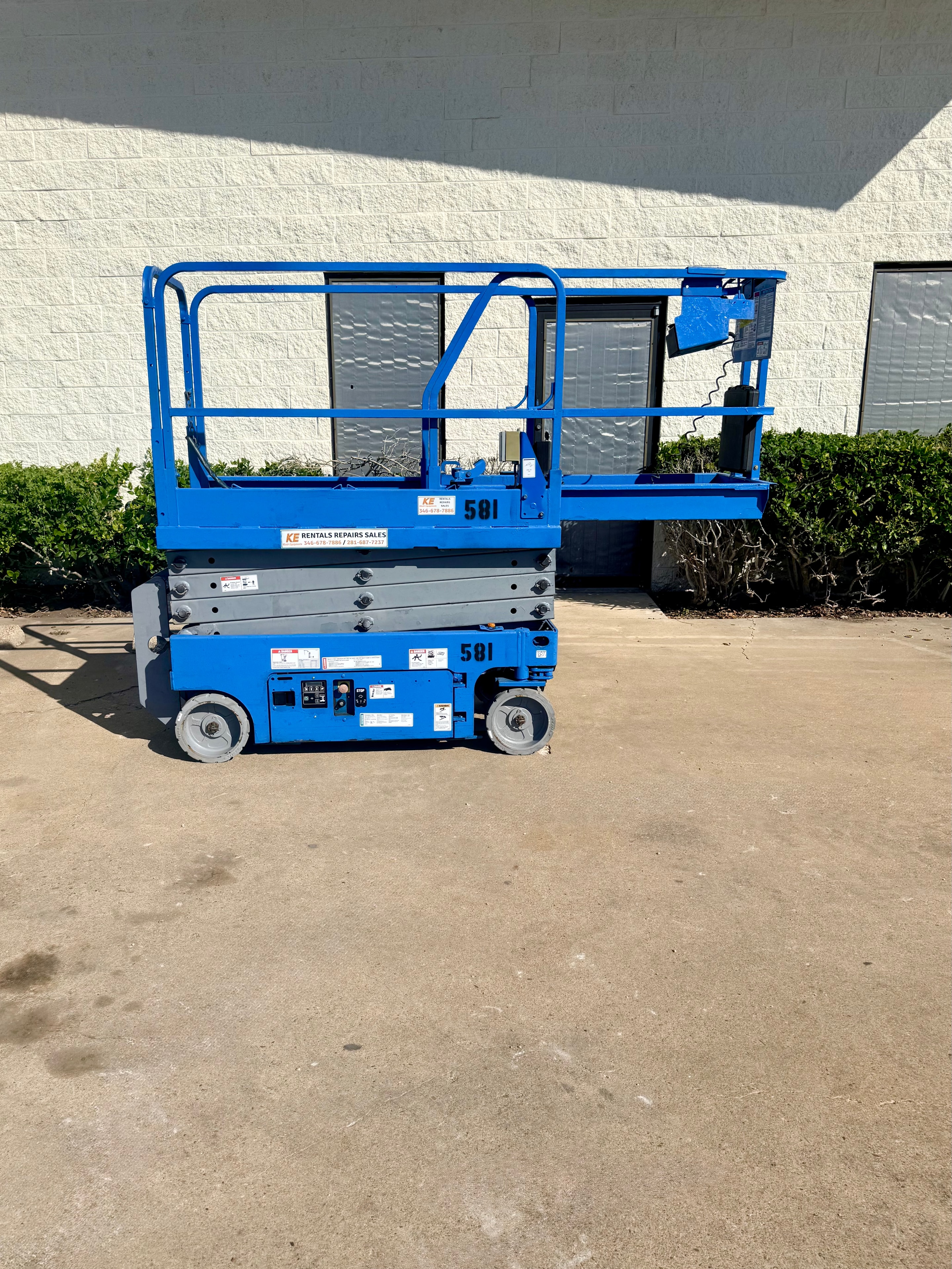 GENIE GS-1930 SCISSOR LIFT 6