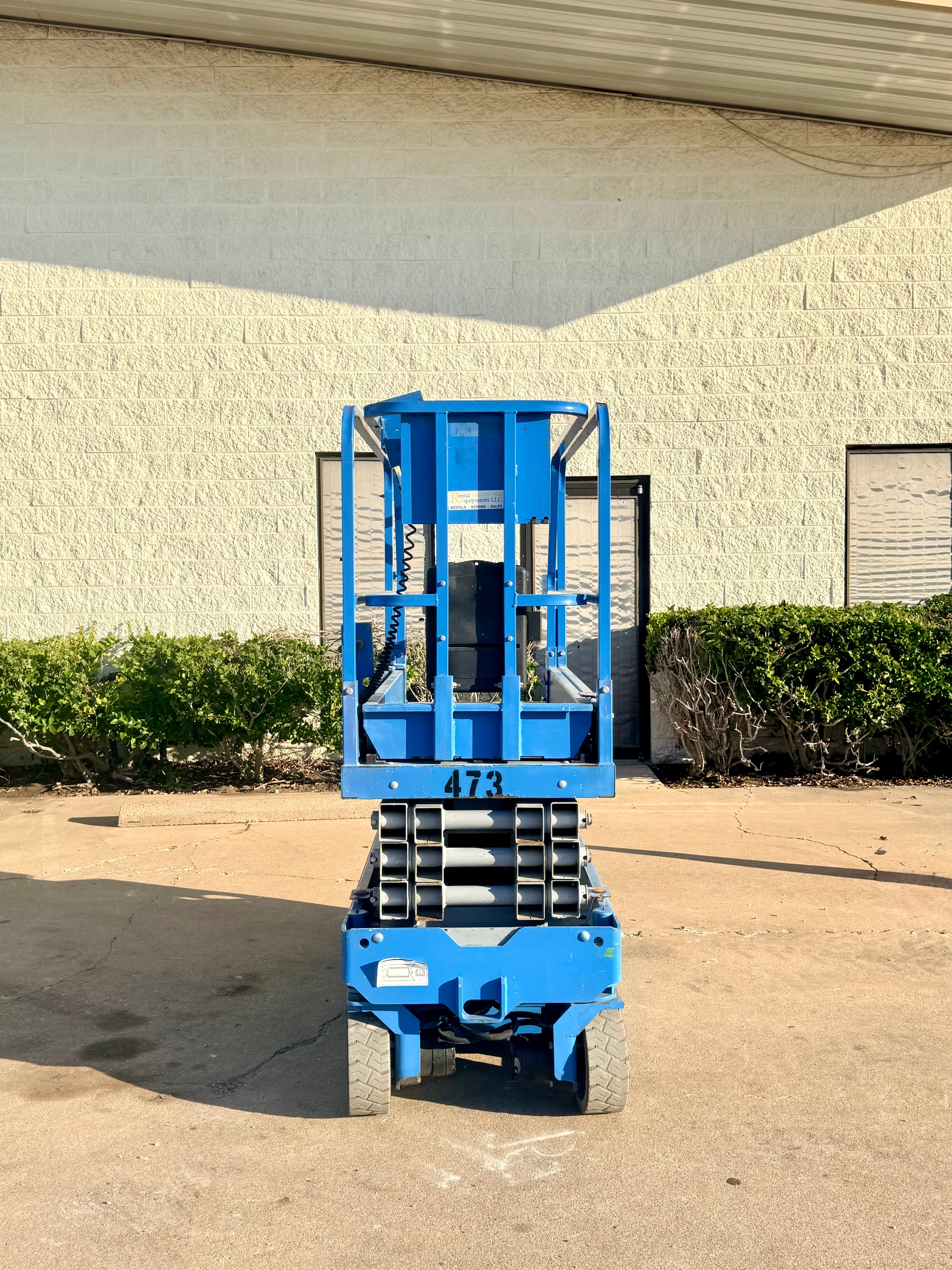 GENIE GS-1930 SCISSOR LIFT 2