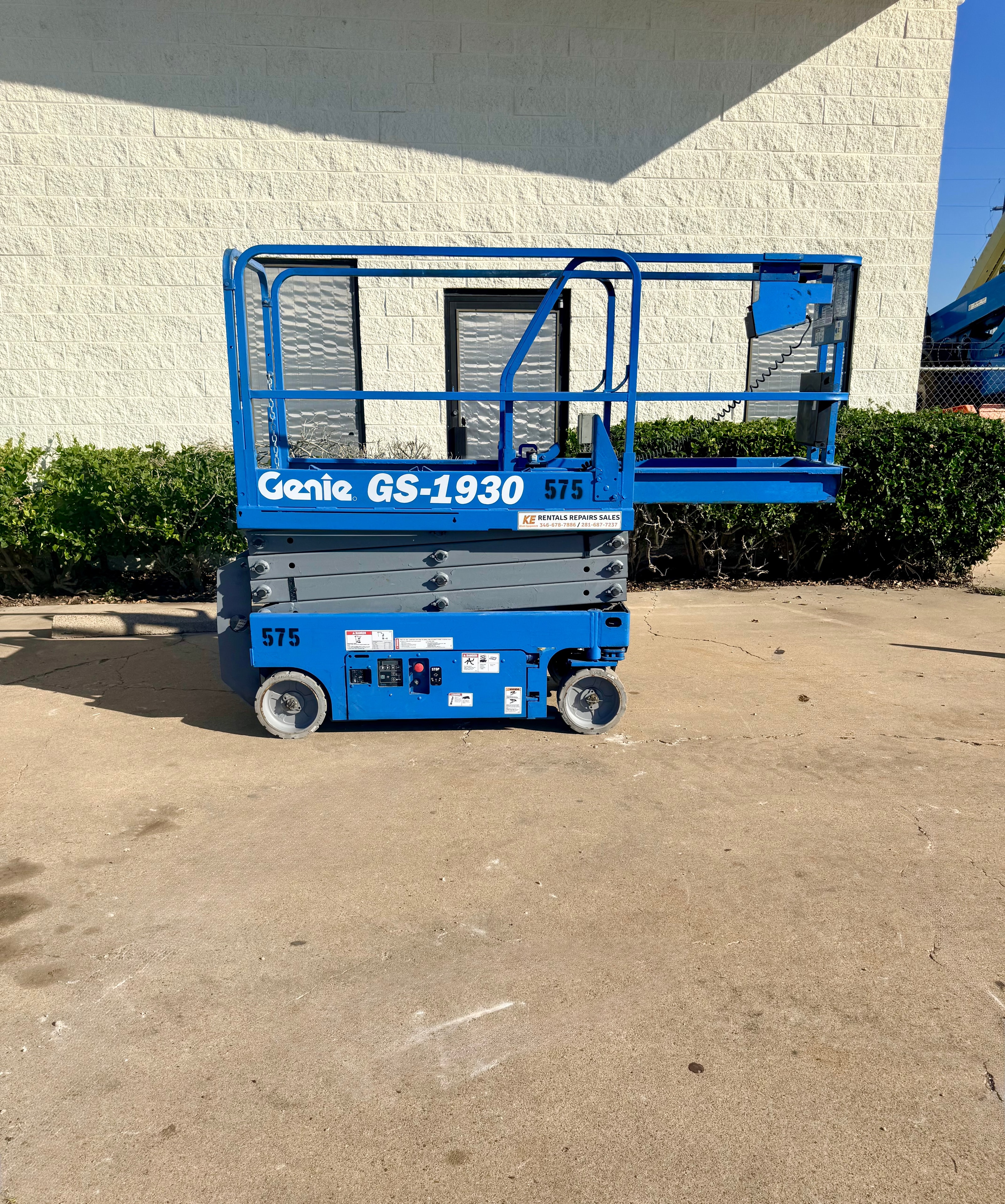 GENIE GS-1930 SCISSOR LIFT 4