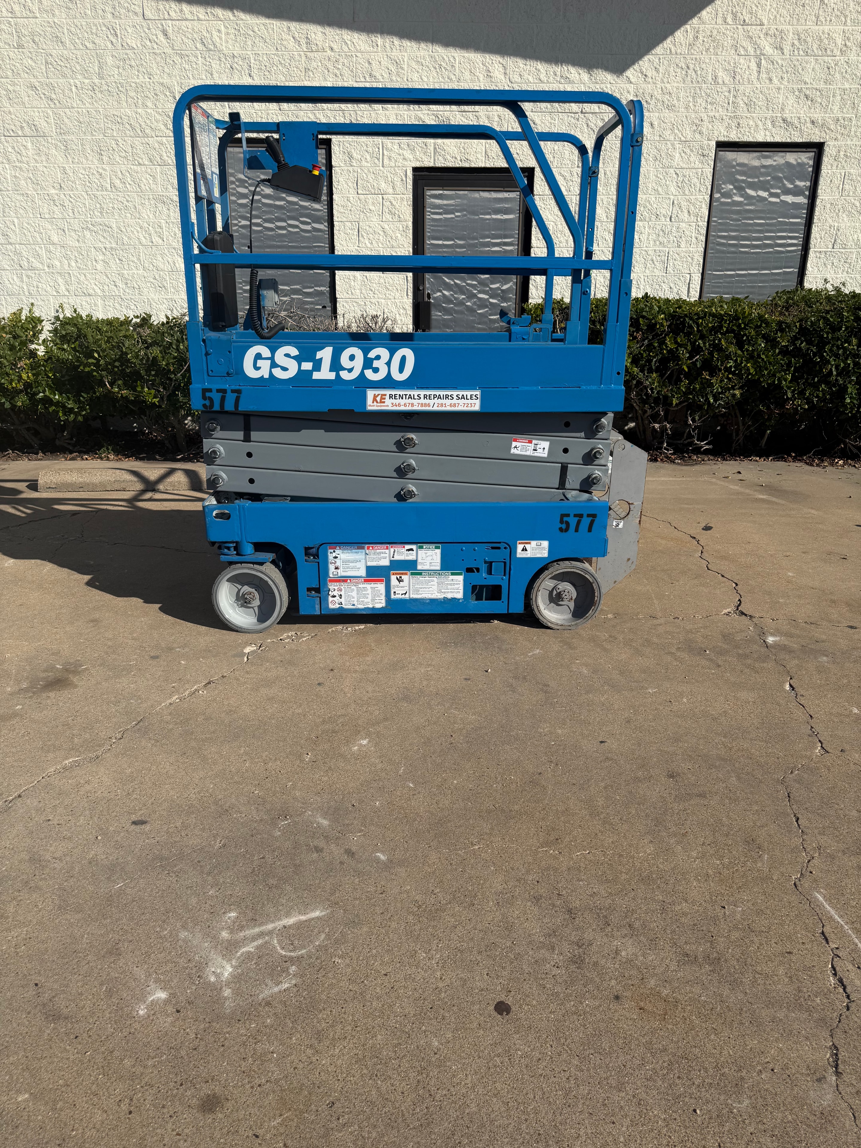 GENIE GS-1930 SCISSOR LIFT 7