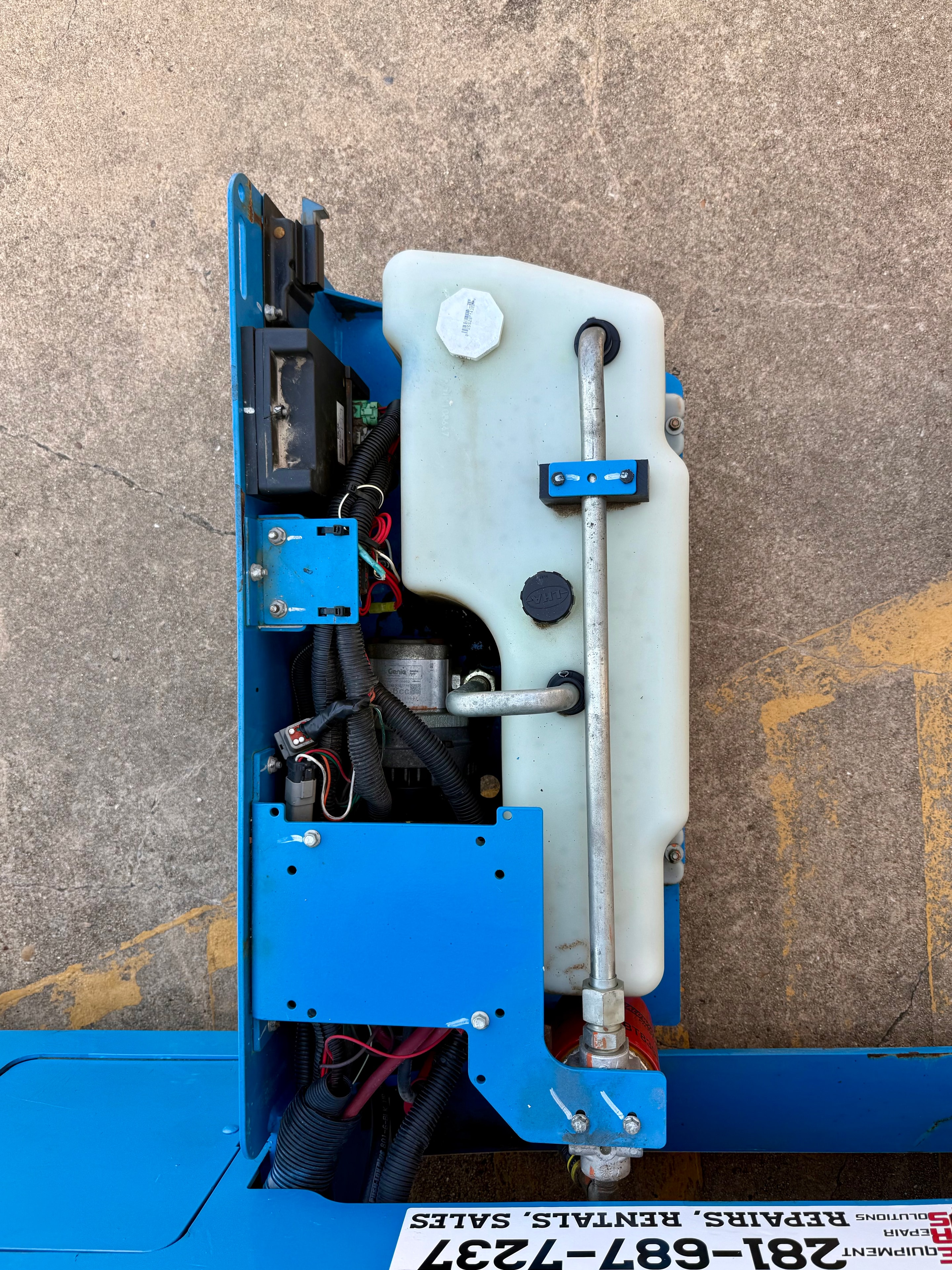 GENIE GS-4047 SCISSOR LIFT 3