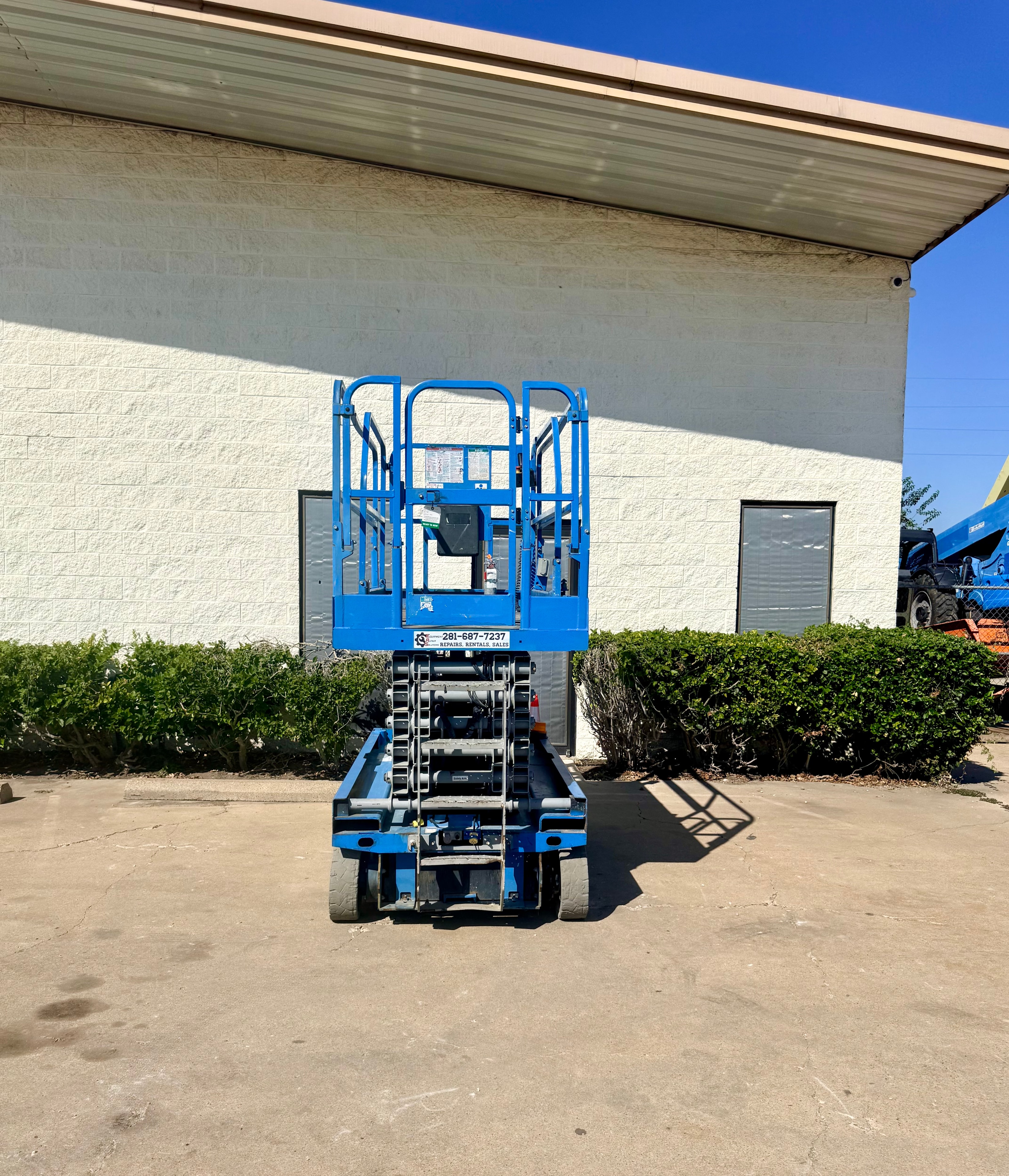 GENIE GS-4047 SCISSOR LIFT 6