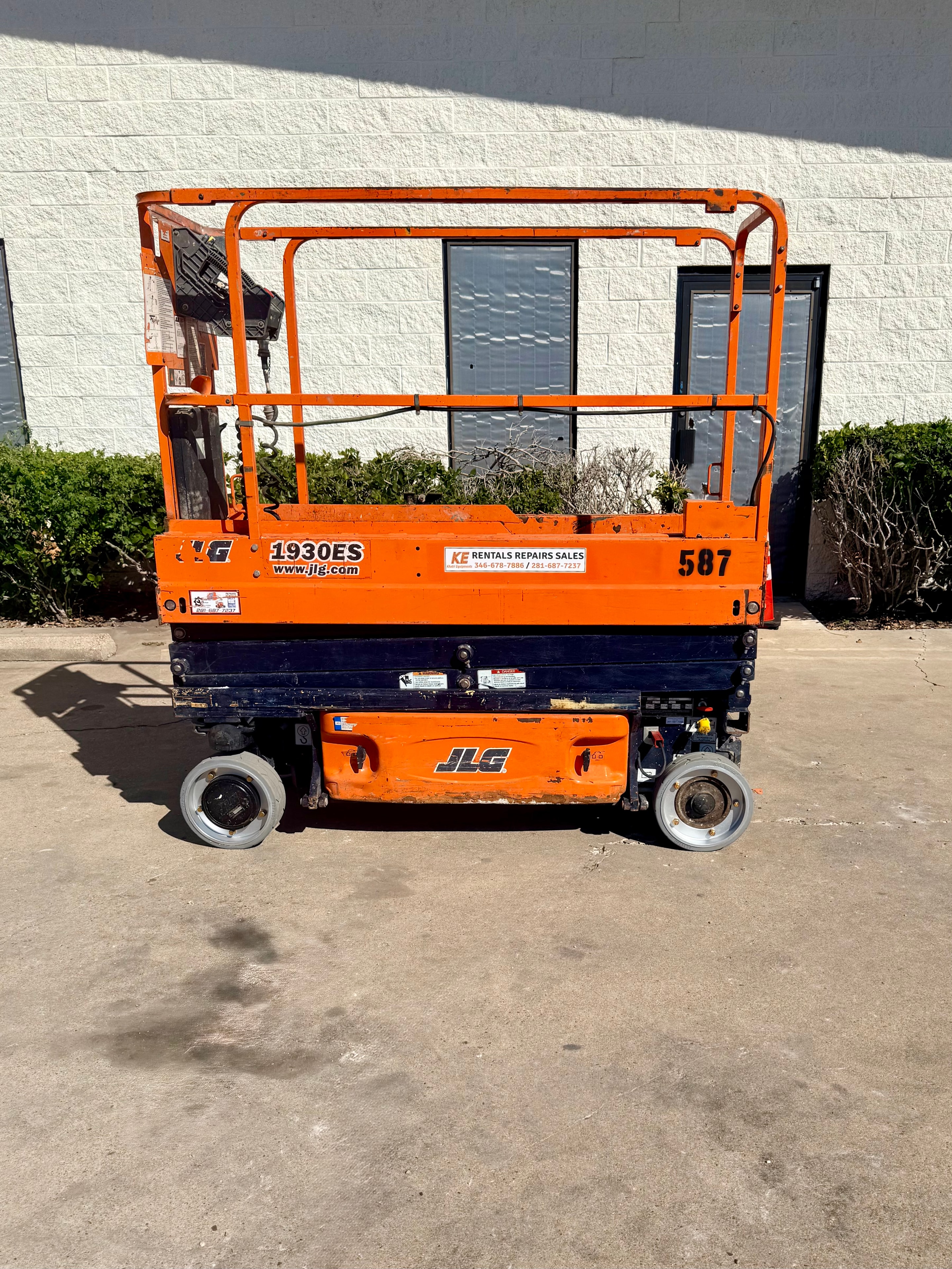 JLG 1930ES SCISSOR LIFT 4