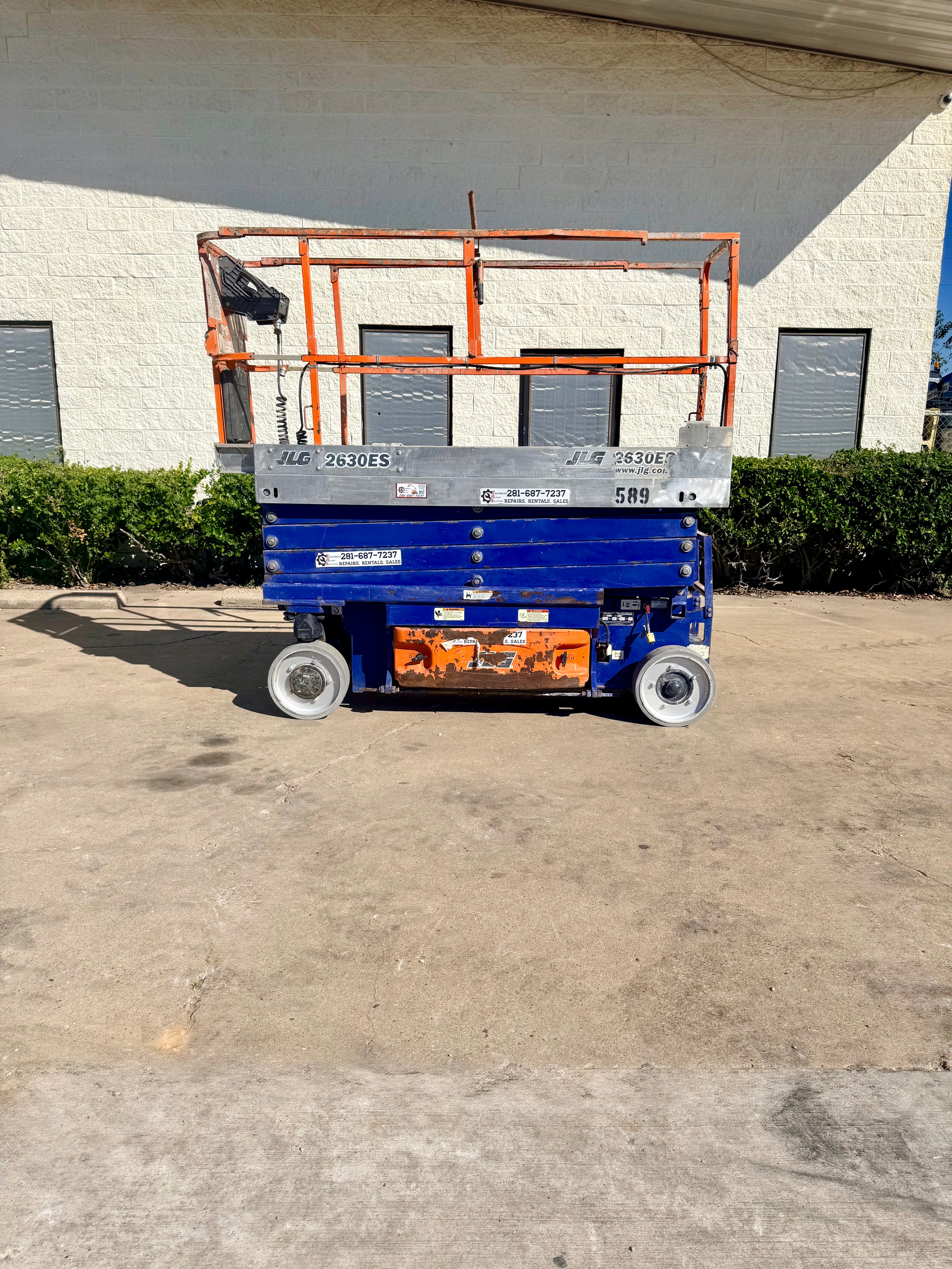 JLG 2630ES SCISSOR LIFT 2