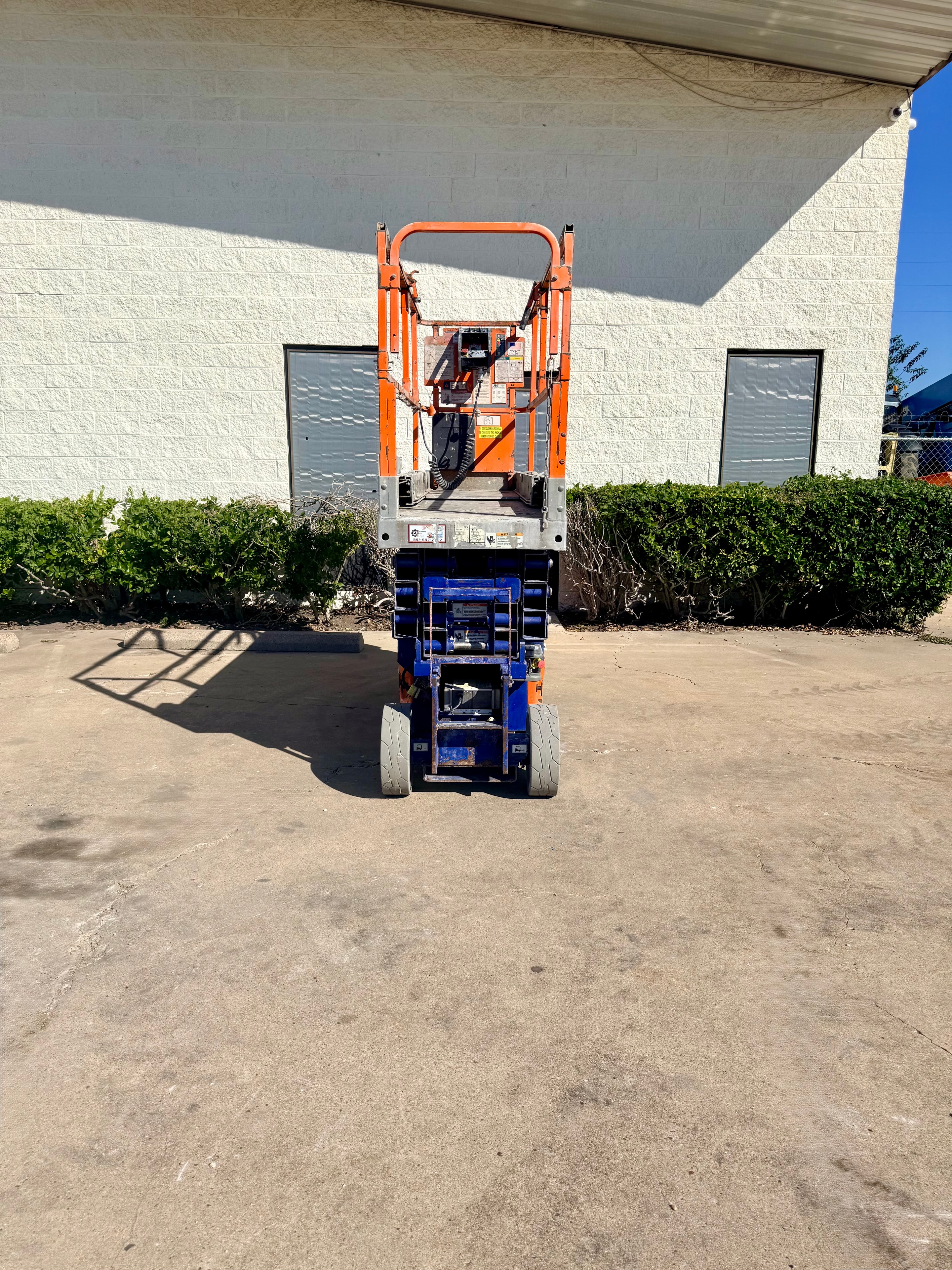 JLG 2630ES SCISSOR LIFT 4