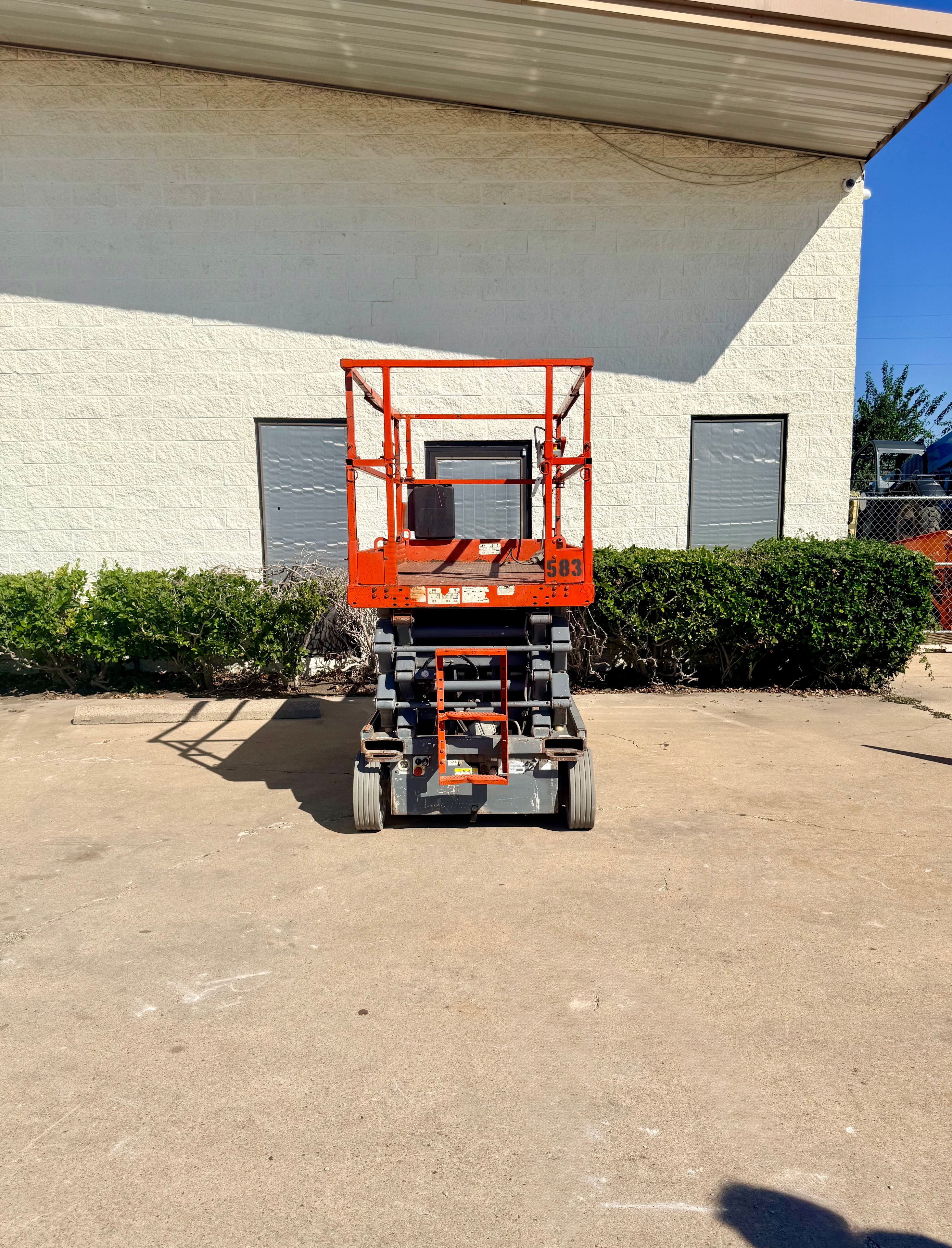 SKYJACK SJIII 4632 SCISSOR LIFT 5