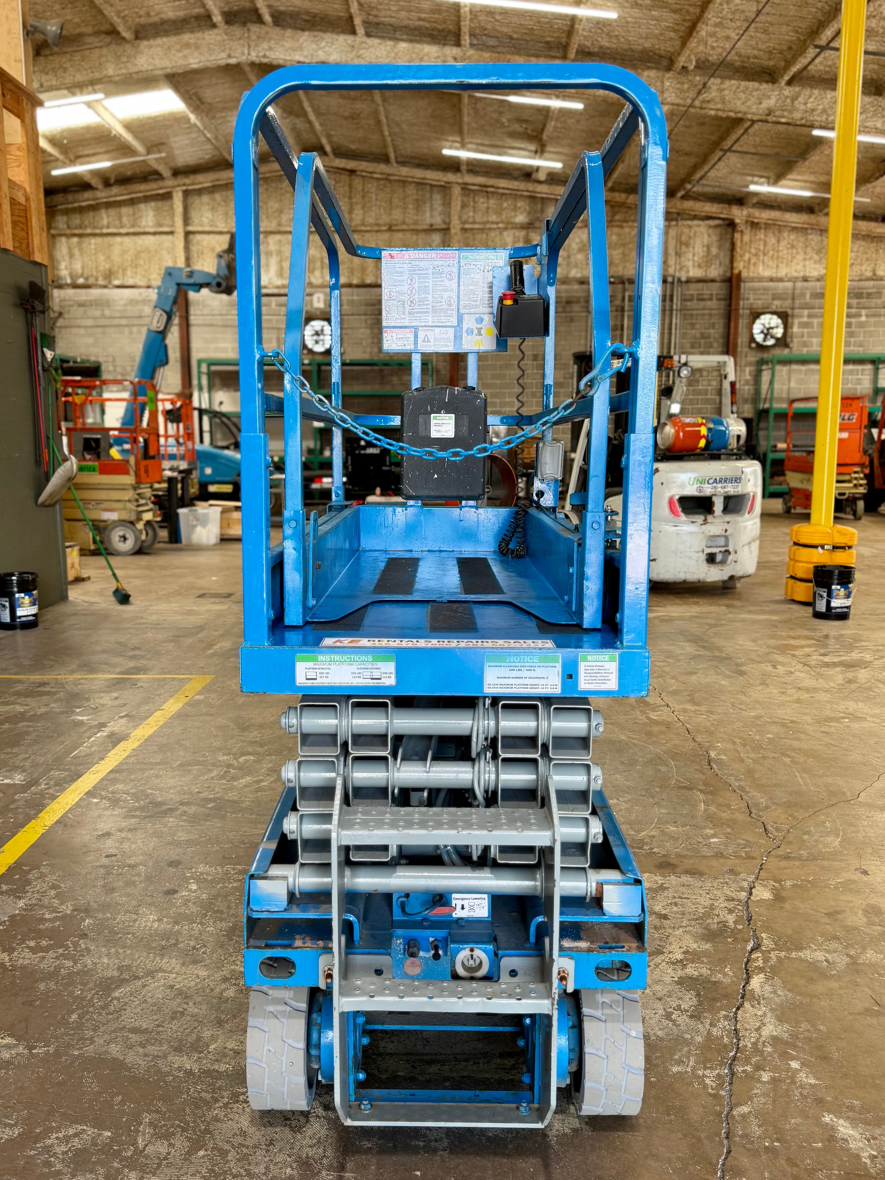 Scissor lift equipment